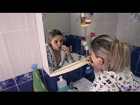 ❤️ פריצה עם צעירים בפיג'מה מסתיימים אוראלי בהצטיינות בתחת - לי שחור סתם פורנו ב-iw.my-hentai-gallery.ru ❌